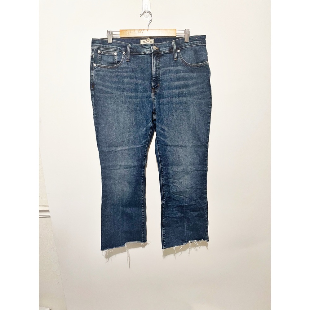 MADEWELL Midrise Kick-out Crop Jean 32